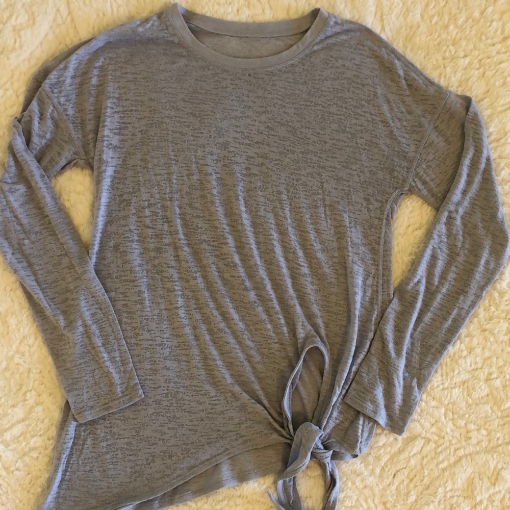 Lululemon Tie your Practice dove gray burnout long sleeved shirt